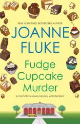Fudge Cupcake Murder (A Hannah Swensen Mystery) by Joanne Fluke Paperback Book