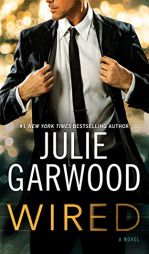 Wired (Buchanan/Fbi) by Julie Garwood Paperback Book