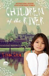 Children of the River (Laurel-Leaf Contemporary Fiction) by Linda Crew Paperback Book