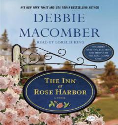 The Inn at Rose Harbor by Debbie Macomber Paperback Book
