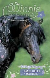 Midnight Mystery (Winnie the Horse Gentler #4) by Dandi Daley Mackall Paperback Book