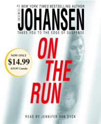 On the Run by Iris Johansen Paperback Book