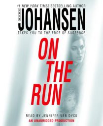 On the Run (Johansen, Iris) by Iris Johansen Paperback Book