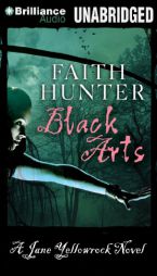 Black Arts (Jane Yellowrock) by Faith Hunter Paperback Book